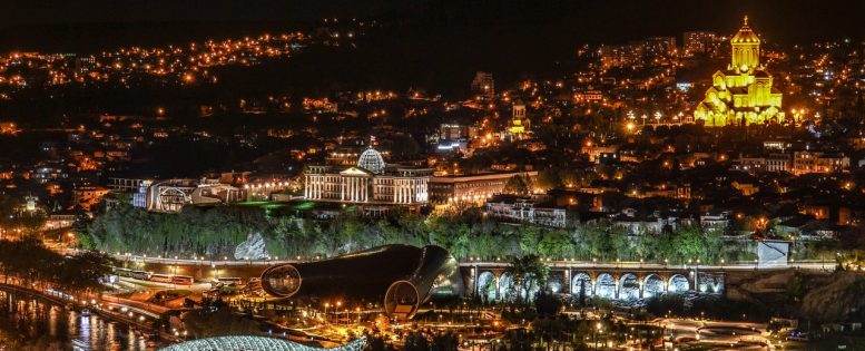Архив. В Грузию весной и летом от 24 000 рублей