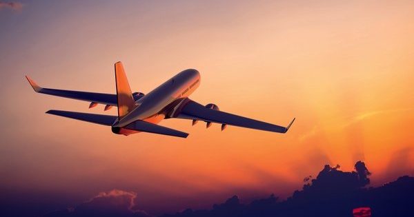 Ошибочный тариф на билеты авиакомпаний: как поступать?