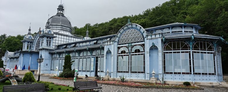 Из Москвы в Минводы 5 900 рублей