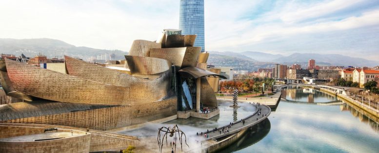 Из Москвы в Бильбао 27 500 рублей