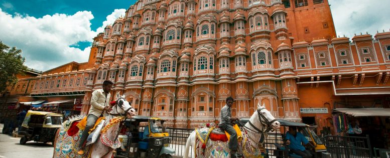 В Индию весной 22 300 рублей