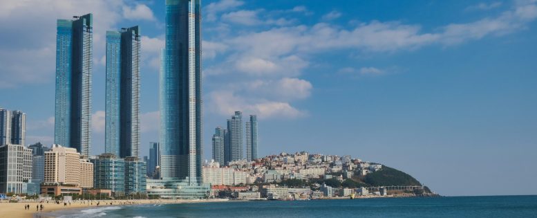 Из Казани в Пусан 41 700 рублей